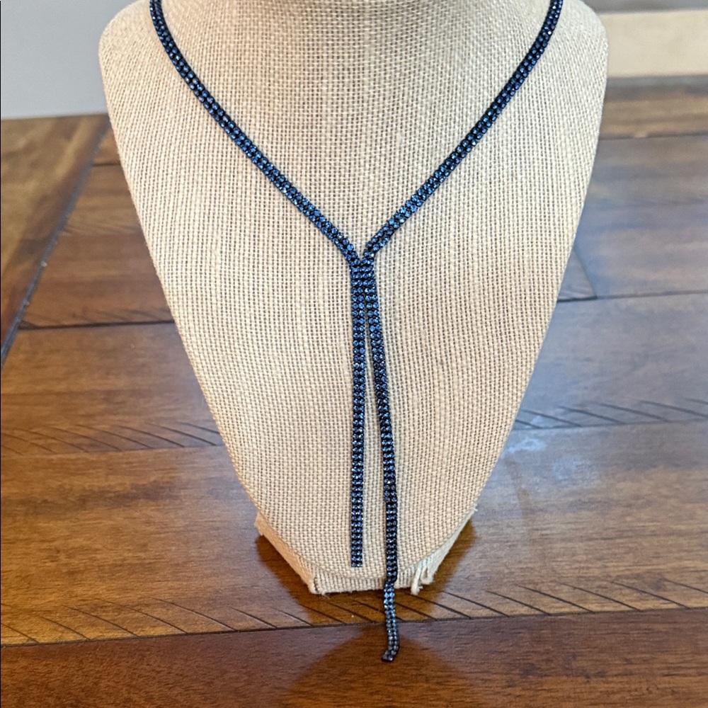 Elegant Blue Lariat Necklace